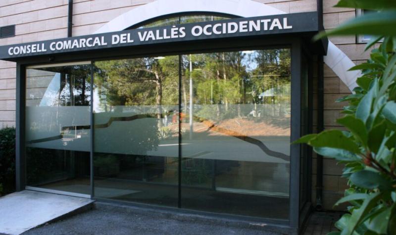 foto-facana-porta-consell-comarcal-1024x560-1742904799.jpg